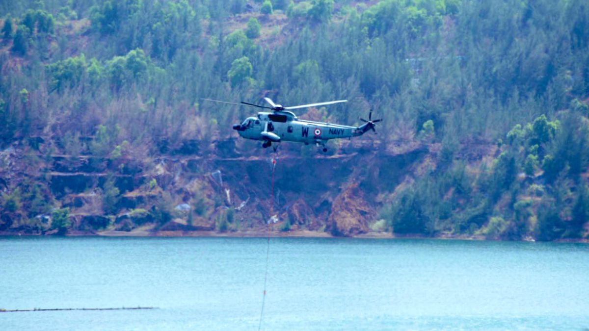 Forest Fire : हिमाचल में बन रहे हैं उत्तराखंड जैसे हालात, ड्रोन-हेलिकाप्टर से आग बुझाने के दावे हवाओं में