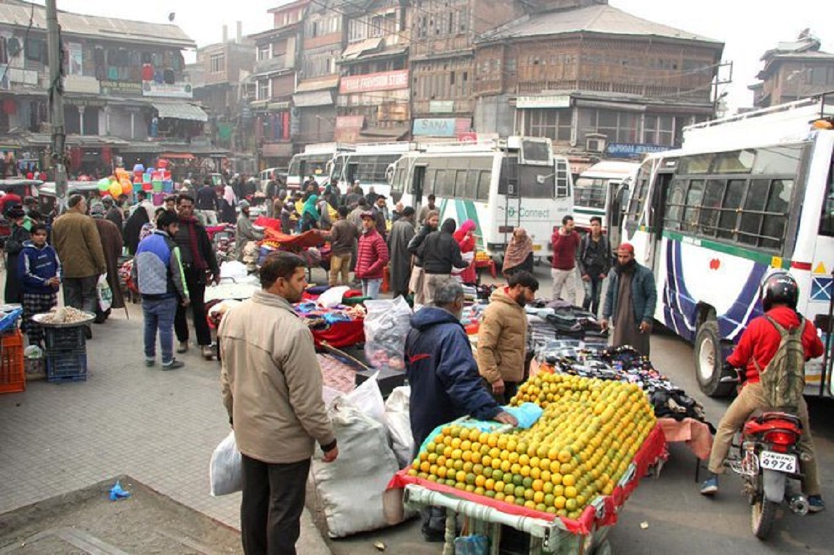 Jammu Kashmir  अनुच्छेद-370 से आजादी के पांच साल पूरे, बेड़ियां टूटीं शिखर छूती उम्मीदें... पर कसक बाकी