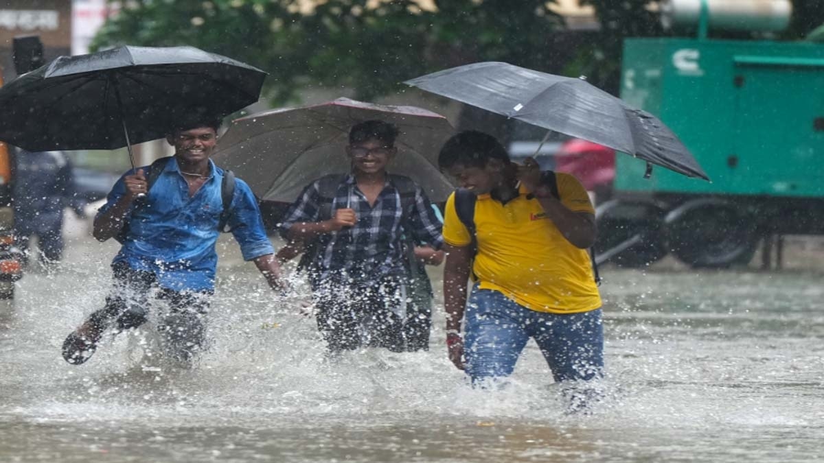 Weather Update: यूपी-उत्तराखंड समेत 13 राज्यों पर संकट के बादल; गरज के साथ जोरदार बारिश और तेज हवा की चेतावनी