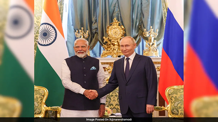 PM Modi Russia Visit: BRICS सम्मेलन में हिस्सा लेने रूस रवाना हुए पीएम मोदी, बोले- ब्रिक्स में करीबी सहयोग