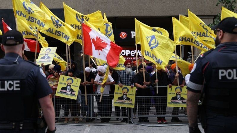 Canada Row: हिंदुओं पर खालिस्तानियों के हमले से भारत-कनाडा में बढ़ा तनाव, सिख समुदाय भी समर्थन में उतरा
